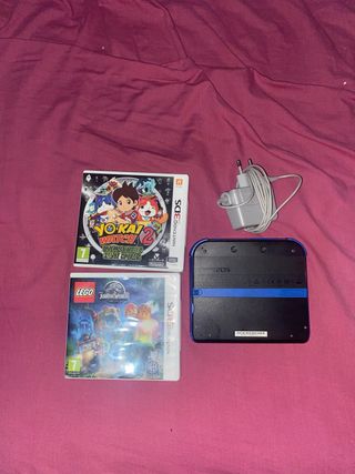 Nintendo 2DS nero + caricabatterie + 2 giochi