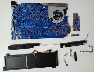 Componentes Lenovo V130-15IKB