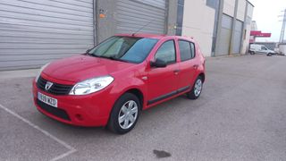 Renault Dacia sandero  2009