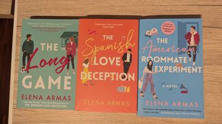 3 libros de Elena Armas en ingles 
