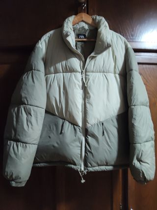 Plumas beige Zara hombre