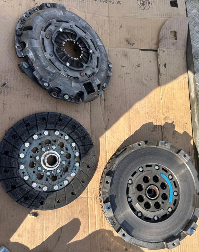 Volante motor Kia Hyundai 1.7 CRDi completo nuevo