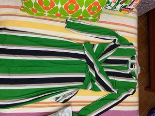 Vestito a righe verde e nero
