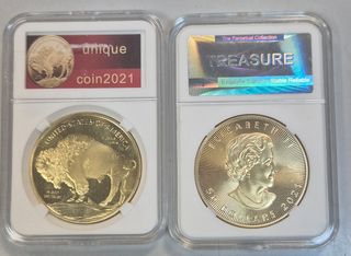 2 Monedas Conmemorativas 
Son copias de originales