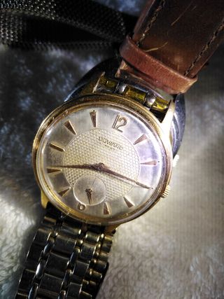 Reloj Duward vintage dorado