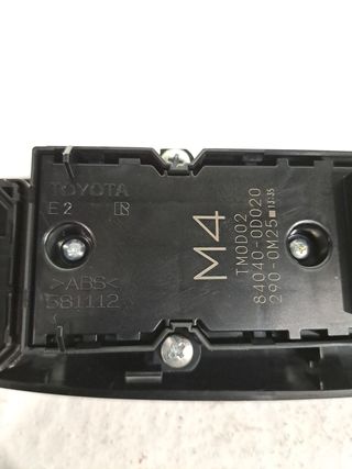 MANDO ELEVALUNAS DELANTERO IZQUIERDO TOYOTA YARIS (5)