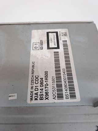 SISTEMA AUDIO / RADIO CD KIA CEE´D (2)