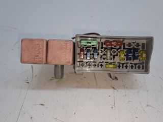 CAJA RELES / FUSIBLES RENAULT MEGANE II BERLINA 3P 1.5 DCI D