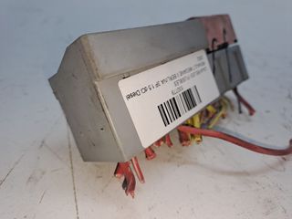 CAJA RELES / FUSIBLES RENAULT MEGANE II BERLINA 3P 1.5 DCI D