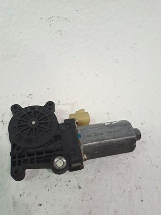 MOTOR ELEVALUNAS TRASERO IZQUIERDO MERCEDES-BENZ CLASE A (W1 (3)