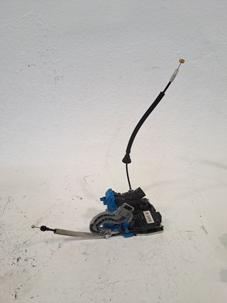 CERRADURA PUERTA TRASERA DERECHA KIA CEED