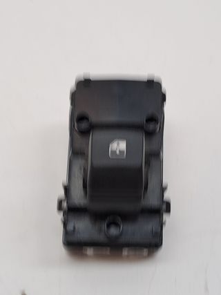 MANDO ELEVALUNAS DELANTERO DERECHO KIA CEED SPORTSWAGON