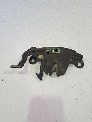 CERRADURA CAPOT NISSAN PICK-UP (D22)