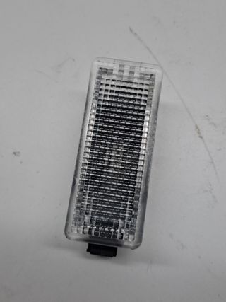 LUZ INTERIOR MERCEDES-BENZ CLASE C COUPE (W205) (7)