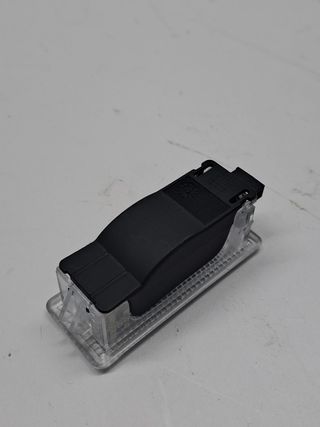 LUZ INTERIOR MERCEDES-BENZ CLASE C COUPE (W205) (8)