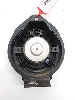 ALTAVOZ OPEL ASTRA J LIM. (2)
