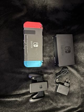 Nintendo Switch Azul y Roja
