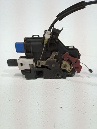CERRADURA PUERTA TRASERA DERECHA PORSCHE CAYENNE (TYP 9PA)
