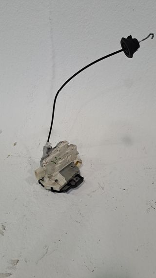CERRADURA PUERTA DELANTERA IZQUIERDA AUDI A4 AVANT (8E) (2)