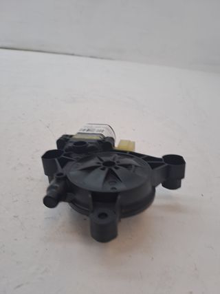 MOTOR ELEVALUNAS TRASERO DERECHO AUDI A3 SEDÁN (8VM)
