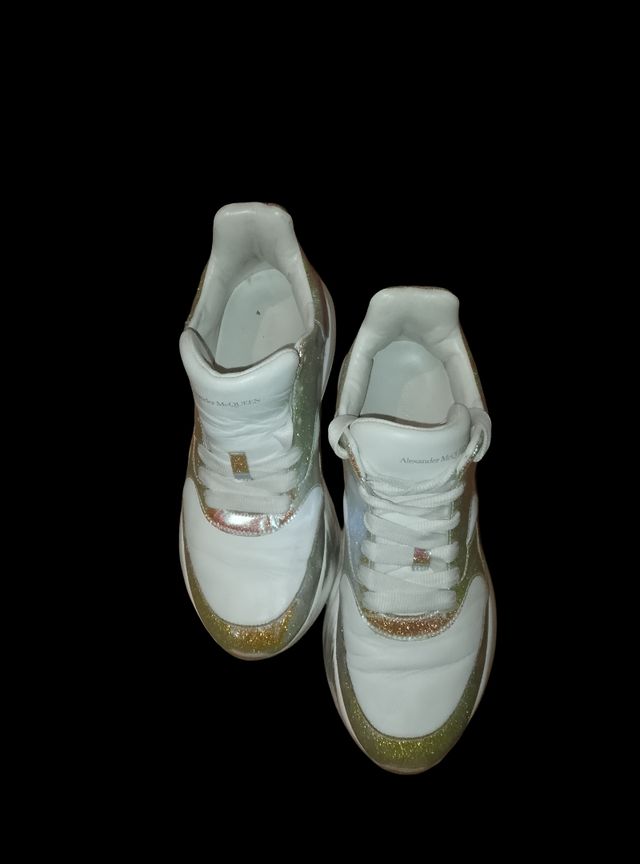 Sneakers Alexander McQueen oro-bianco