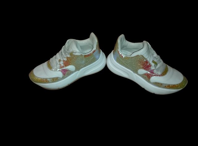 Sneakers Alexander McQueen oro-bianco