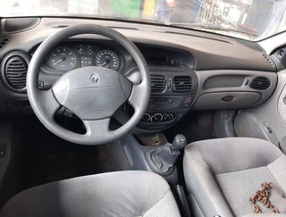 Renault 8790880 7700434422 sistema audio megane i