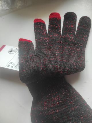 Guantes táctiles negros y rojos