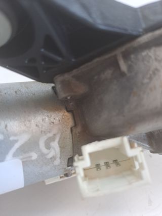 MOTOR LIMPIA TRASERO RENAULT TRAFIC COMBI (AB 4.01) 2.0 DCI 