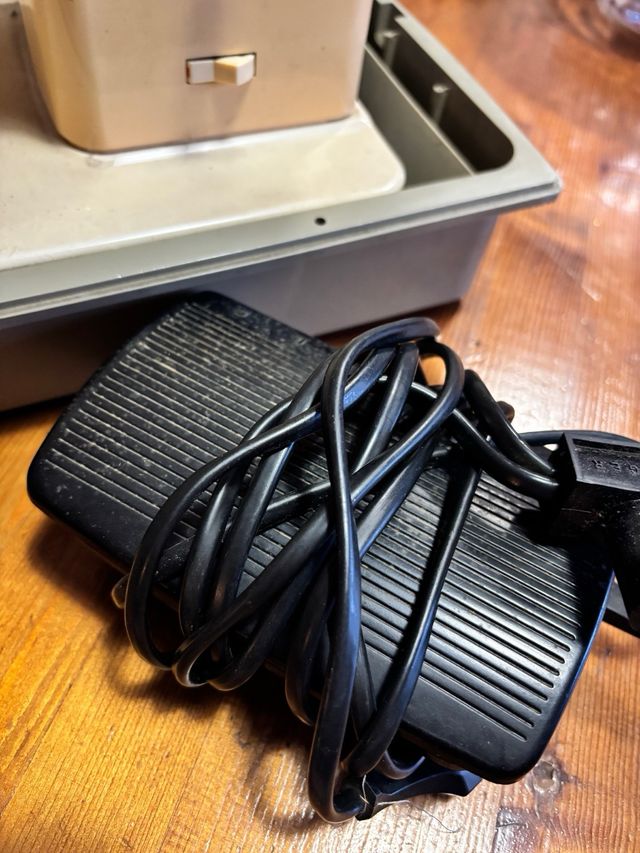 Macchina da cucire Singer vintage