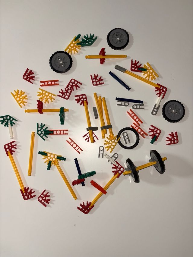 K'NEX - Piezas de construcción