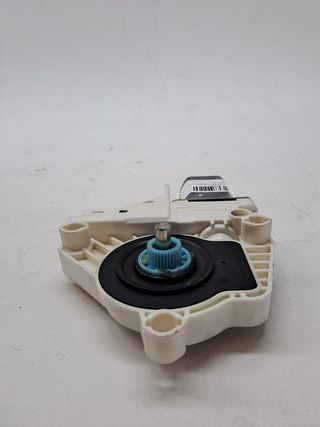 MOTOR ELEVALUNAS DELANTERO DERECHO AUDI Q5 (8R) (3)