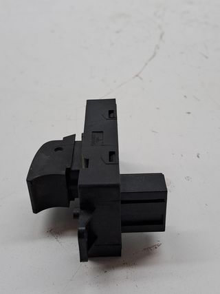 MANDO ELEVALUNAS DELANTERO DERECHO OPEL ANTARA