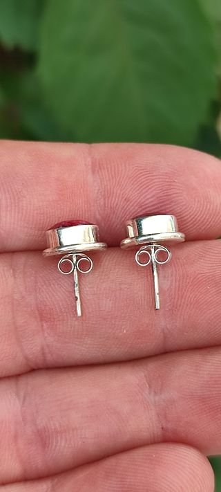 Pendientes de plata y Rubí. 