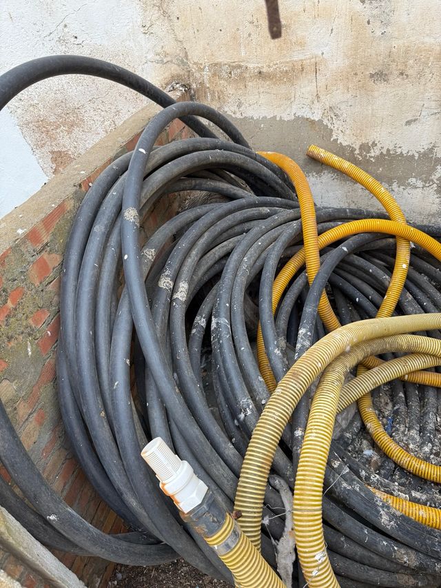 Mangueras riego usadas