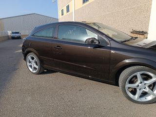 Opel Astra 2007