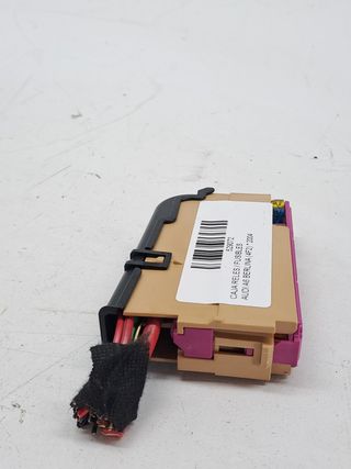 CAJA RELES / FUSIBLES AUDI A6 BERLINA (4F2) (2)