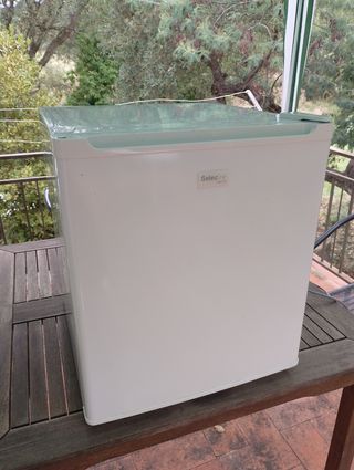 Mini congelador Selecline 150L
