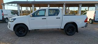 TOYOTA HILUX 2.4 D4D DOBLE CABINA GX AÑO 2021