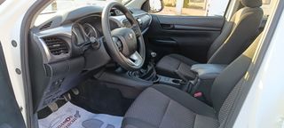 TOYOTA HILUX 2.4 D4D DOBLE CABINA GX AÑO 2021