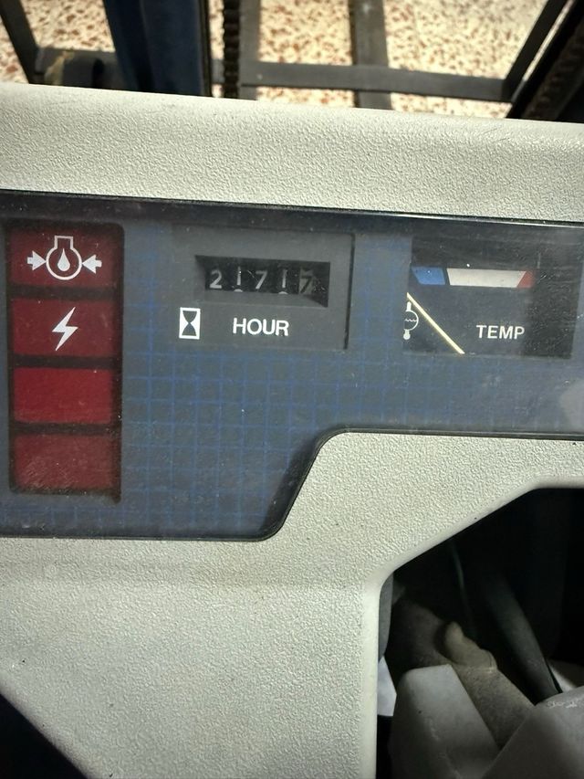 CARRETILLA ELEVADORA