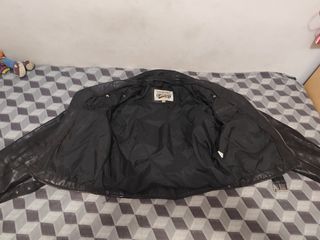 Chaqueta cuero Open Road negra en buen estado !!!