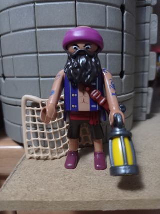Playmobil Pirata con linterna