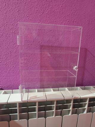 Vitrina acrílica transparente