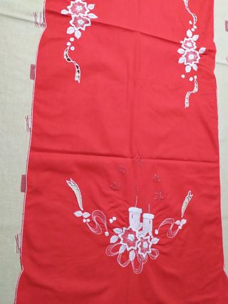Tovaglia Natale rossa ricamata