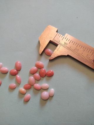 21 cabochon corallo rosa