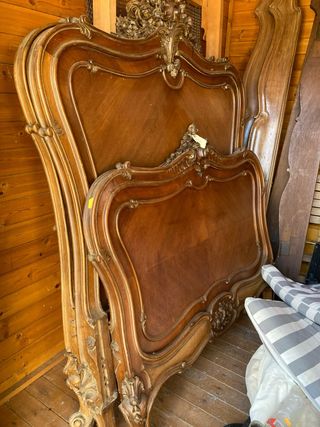 2 camas antiguas de madera estilo Luis XV