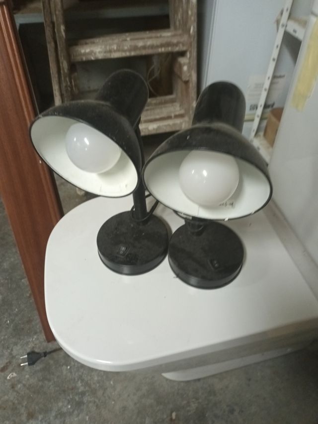 2 lámparas escritorio vintage negras