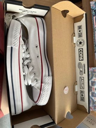 Converse Chuck Taylor blancas 37