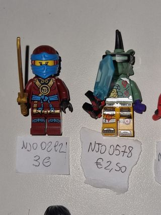 10 Minifigure Lego Ninjago